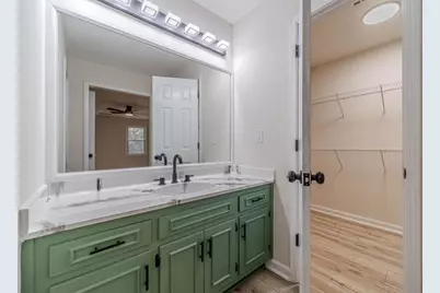 380 Cardigan Circle SW, Lilburn, GA 30047 - Photo 32