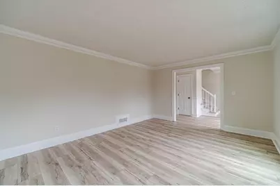 380 Cardigan Circle SW, Lilburn, GA 30047 - Photo 8