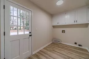 380 Cardigan Cir SW, Lilburn, GA 30047 - Photo 22