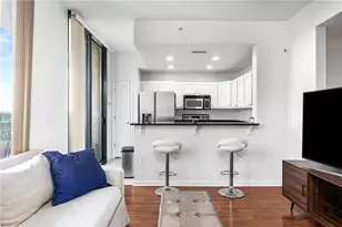 3040 Peachtree Rd, Atlanta, GA 30305 - Photo 2