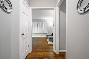 3629 Rolling Green Ridge SW, Atlanta, GA 30331 - Photo 8