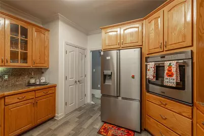 110 Lullwood Court, Fayetteville, GA 30215 - Photo 10