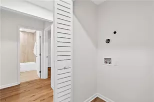 2720 Ivanhoe Ln SE, Smyrna, GA 30082 - Photo 30