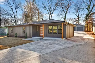 2720 Ivanhoe Ln SE, Smyrna, GA 30082 - Photo 2