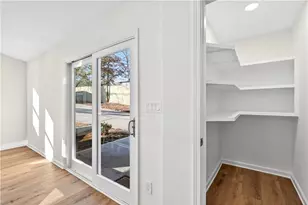 2720 Ivanhoe Ln SE, Smyrna, GA 30082 - Photo 16