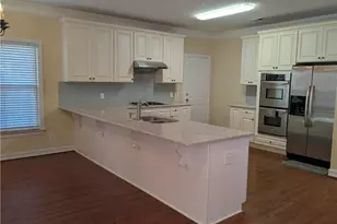 4492 Chattahoochee Plantation Dr, Marietta, GA 30067 - Photo 10