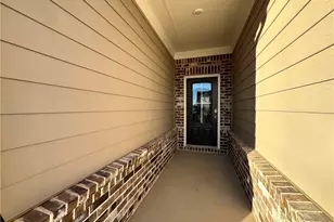 62 Rose Lake Ct, Hoschton, GA 30548 - Photo 2