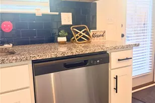 7714 Baron Rd, Fairburn, GA 30213 - Photo 12