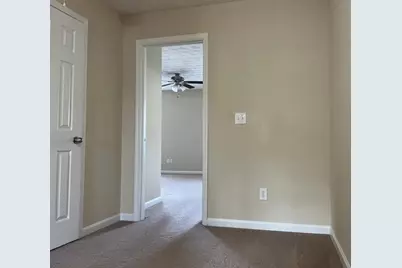 6614 Splashwater Drive, Flowery Branch, GA 30542 - Photo 12