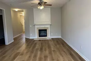 6614 Splashwater Dr, Flowery Branch, GA 30542 - Photo 2