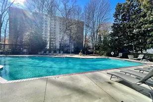 2870 Pharr Ct South NW, Atlanta, GA 30305 - Photo 36