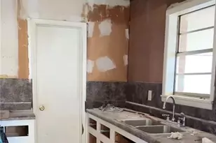 106 Melody Ln NW, Rome, GA 30165 - Photo 8