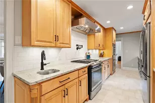 6832 Womack Ct, Peachtree Corners, GA 30360 - Photo 8