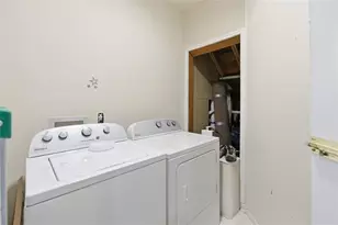 2710 Blake Towers Ln, Buford, GA 30519 - Photo 40