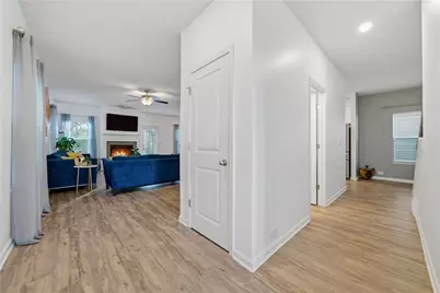 4000 Lake Manor Way, Atlanta, GA 30349 - Photo 18