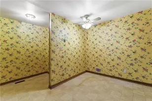 6075 Tabor Ave, Morrow, GA 30260 - Photo 14