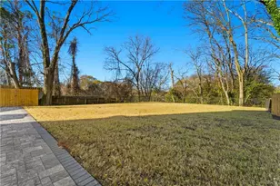 2990 Shallowford Road NE, Atlanta, GA 30341 - Photo 34