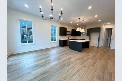 990 Bibbs Circle NW #34, Atlanta, GA 30318 - Photo 2