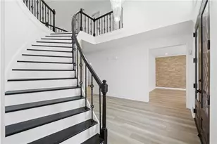 526 Coopers Pond Dr, Lawrenceville, GA 30044 - Photo 10