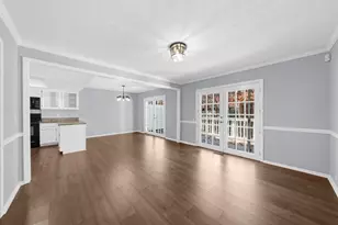 501 Dunwoody Chace, Atlanta, GA 30328 - Photo 12