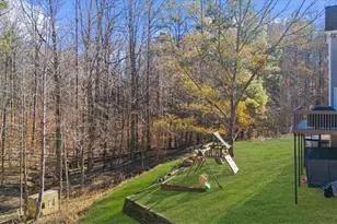 8785 Amberfield Dr, Gainesville, GA 30506 - Photo 6