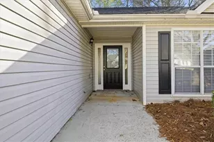 3670 Sugarbrook Dr, Lawrenceville, GA 30044 - Photo 4