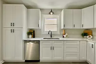 1642 Ashmar Ln SW, Marietta, GA 30064 - Photo 14