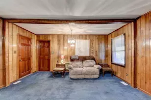 3527 Lakeview Dr, Gainesville, GA 30501 - Photo 2