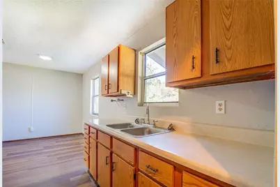 7245 N McDaniel Street N, Lithonia, GA 30058 - Photo 6