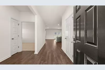 8592 Secretariat Drive, Lithonia, GA 30058 - Photo 2