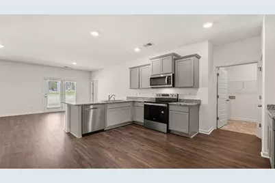 8592 Secretariat Drive, Lithonia, GA 30058 - Photo 4