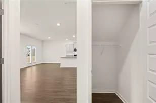 8579 Secretariat Dr, Lithonia, GA 30058 - Photo 12