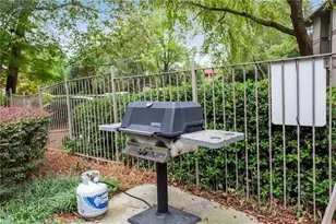 219 Smokerise Cir SE, Marietta, GA 30067 - Photo 36