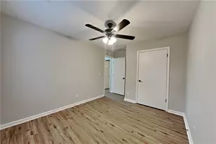 3919 Valley Brook Rd, Snellville, GA 30039 - Photo 12