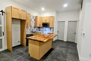 10505 Ash Rill Dr, Alpharetta, GA 30022 - Photo 6