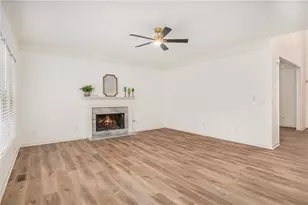 200 Ridge Bluff Ln, Suwanee, GA 30024 - Photo 12