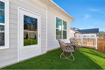 6968 Manchester Drive, Flowery Branch, GA 30542 - Photo 4