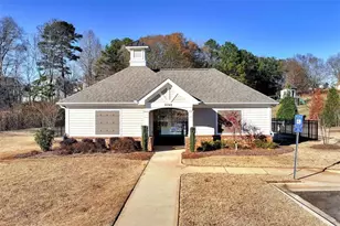 6968 Manchester Dr, Flowery Branch, GA 30542 - Photo 10