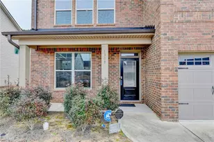 1308 Brookstone Lake Dr, Conyers, GA 30012 - Photo 4