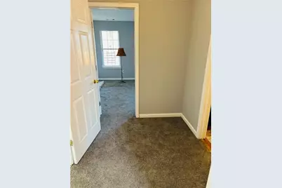 7607 Broadhurst Drive, Riverdale, GA 30296 - Photo 8