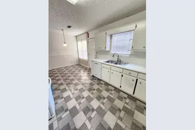 2741 Glendale Drive, Gainesville, GA 30507 - Photo 10