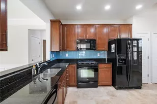 6513 Bradford Ct, Hoschton, GA 30548 - Photo 10