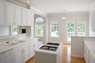 2820 Jamont Ct, Marietta, GA 30068 - Photo 2