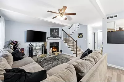 754 Garden View Drive, Stone Mountain, GA 30083 - Photo 4