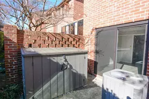 2260 Pernoshal Ct, Dunwoody, GA 30338 - Photo 12