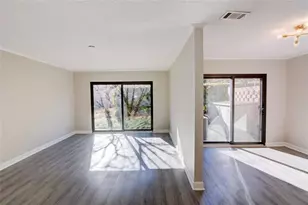 2260 Pernoshal Ct, Dunwoody, GA 30338 - Photo 8