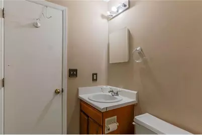 1530 Pin Oak Lane SE, Conyers, GA 30094 - Photo 12