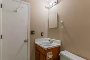 1530 Pin Oak Ln SE, Conyers, GA 30094 - Photo 12