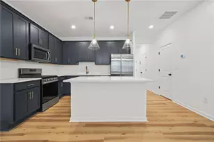 1645 Winpost Ln NW, Atlanta, GA 30318 - Photo 10