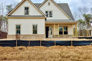 172 Cherokee Dr S, Waleska, GA 30183 - Photo 1